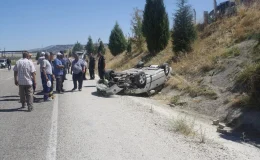 Manisa’da otomobil takla attı, yaralanan olmadı